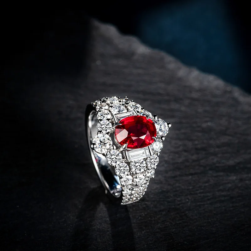 

Iadies New 925 Silver Ring Emulation Ruby Noble Temperament Inlaid Red Diamond Ring For Women Wedding Jewelry Birthday Gift