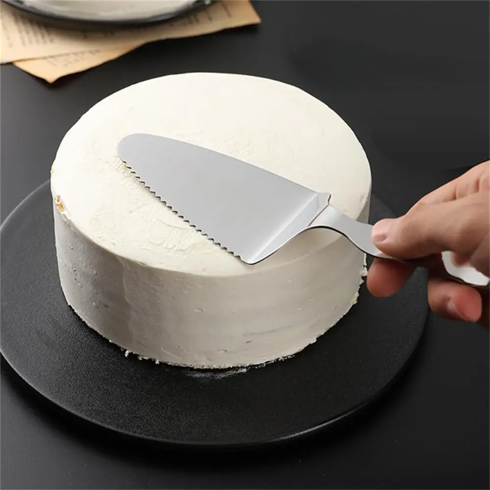 

Cake Shovel Knife 1Pc Stainless Steel Serrated Edge Pizza Cheese Knifes Triangular Shovel Creative Daily Cake Knife Baking Tools