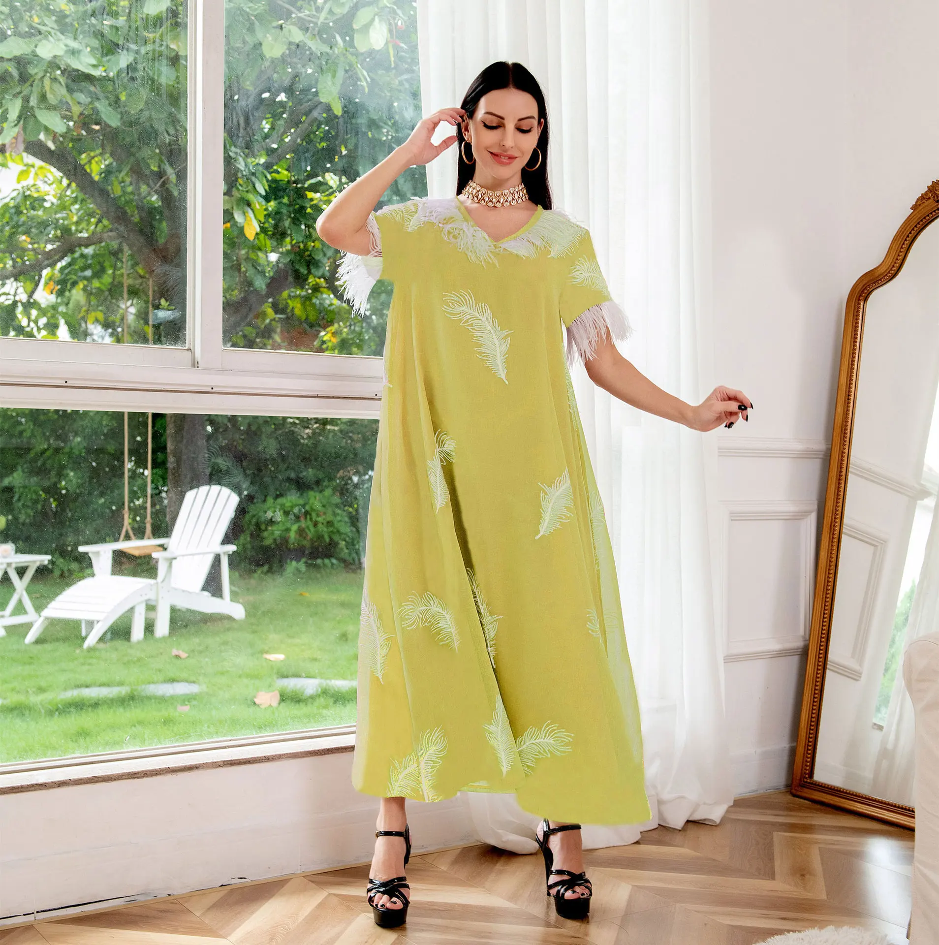 Wepbel Caftan Robe Mesh Dress Islamic Clothing Fashion Ladies Muslim Dress Abaya V-neck Feather Embroidered Middle East Abaya