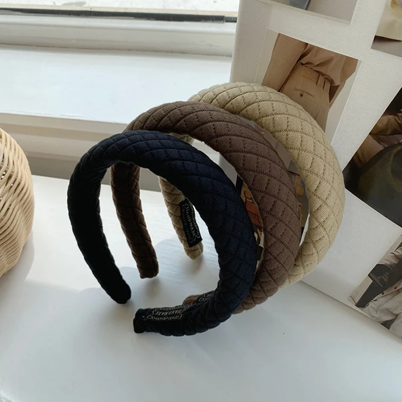 

Женская губчатая повязка для волос с широкими полями, осенне-зимняя новая модель, обруч для волос с текстурой, простота, темпераментные аксе...