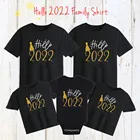 Одинаковая семейная одежда Hello 2022 с принтом, хлопковые черные футболки для семьи, для отца, матери, ребенка, детское боди, новогодние костюмы