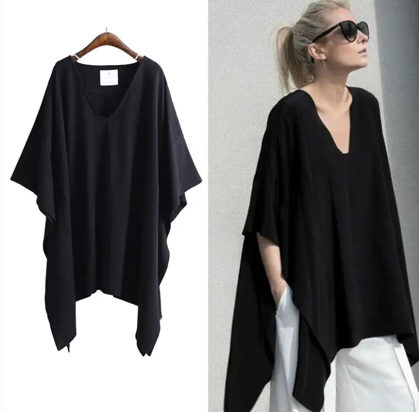 

Loose plus-size bat sleeve in solid color T