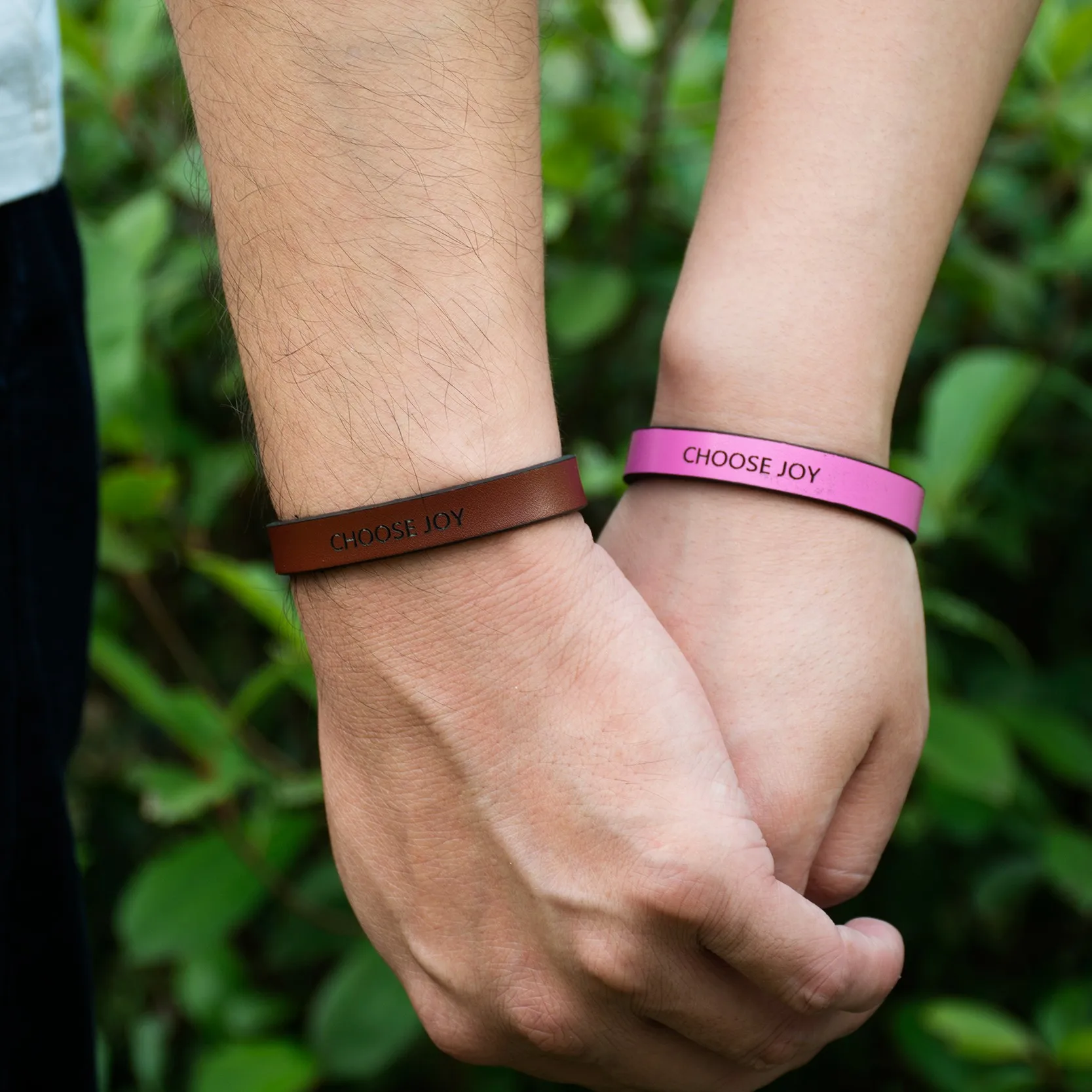 Пусть ваш светильник блестит вдохновляющее сообщение Выгравированная манжета