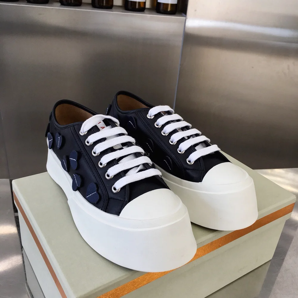 Женские Водонепроницаемые туфли из натуральной бычьей кожи на плоской платформе