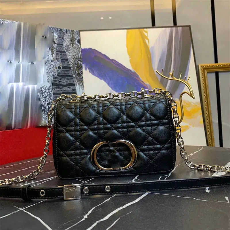

2021 spring and summer new fashion designer handbags, women's high-quality leather shoulder bags, catwalk fashion handbags