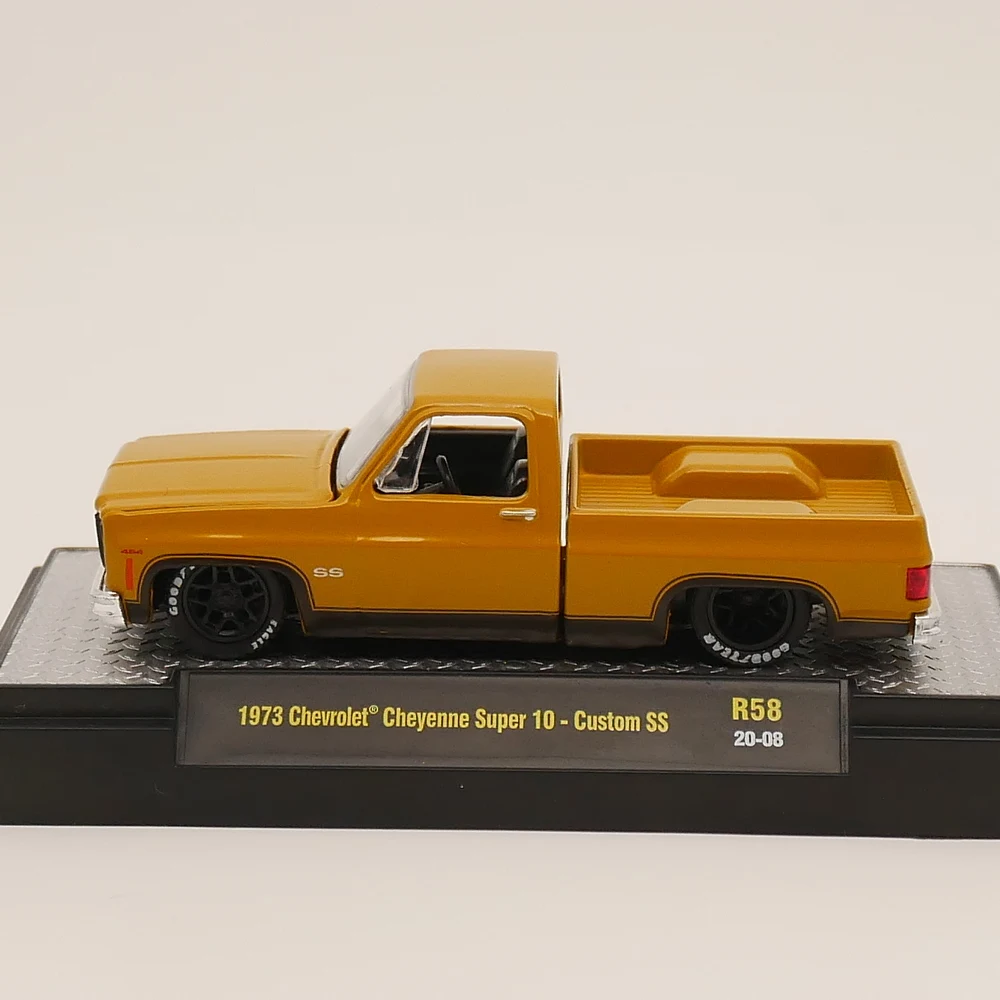 M2 1:64 1979 Chevrolet Scottsdale Chevy Sport / 1973 Cheyenne Super 10 Custom SS литая модель автомобиля игрушка из