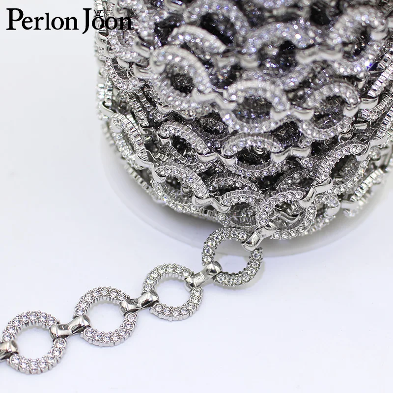 

1 ярд серебристая металлическая цепочка с отделкой круглый кристаллический горный хрусталь, ПРИШИТАЯ на обувь, аксессуары для багажа ML139