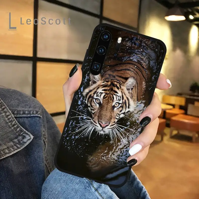 

Ferocious animal tiger Phone Case For Huawei honor Mate P 9 10 20 30 40 Pro 10i 7 8 a x Lite nova 5t