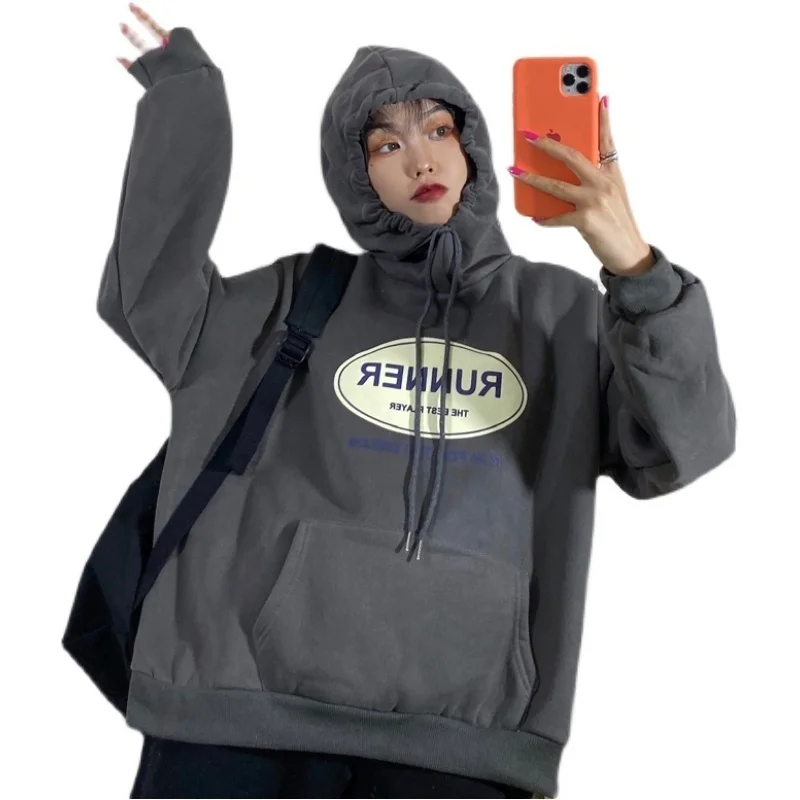 

Женский свободный свитер с бархатной подкладкой