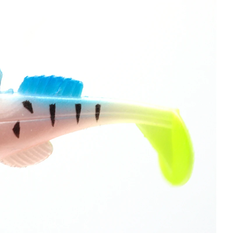 

RQNQ Luria bait artificial soft bait diving fish shape lifelike anti hanging Luria bait built-in hook