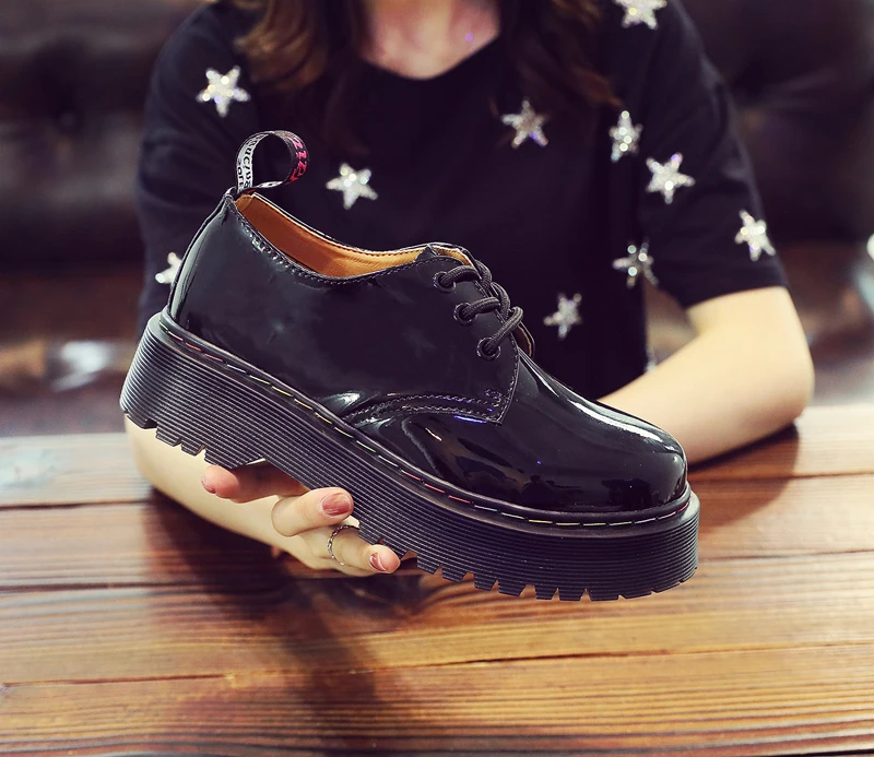 

Original Sneakers Women Leisure Leather Skateboarding Shoes for Ladies Rubber Thick Bottom Shoes Women Height Increase Gym Shoe