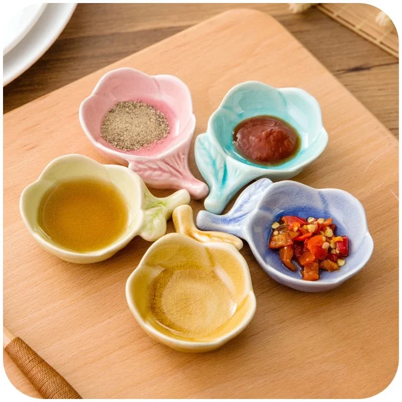 

Japan Ceramic Ice Cracked Glazed Plum Blossom Chopstick Holder Sauce Vinegar Creative Tableware Seasoning Dish Kitchen Utensils