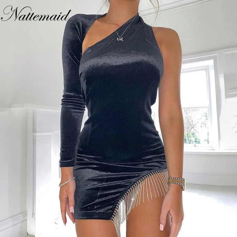 NATTEMAID кисточки цепи сексуальное платье женское черное на одно плечо элегантное