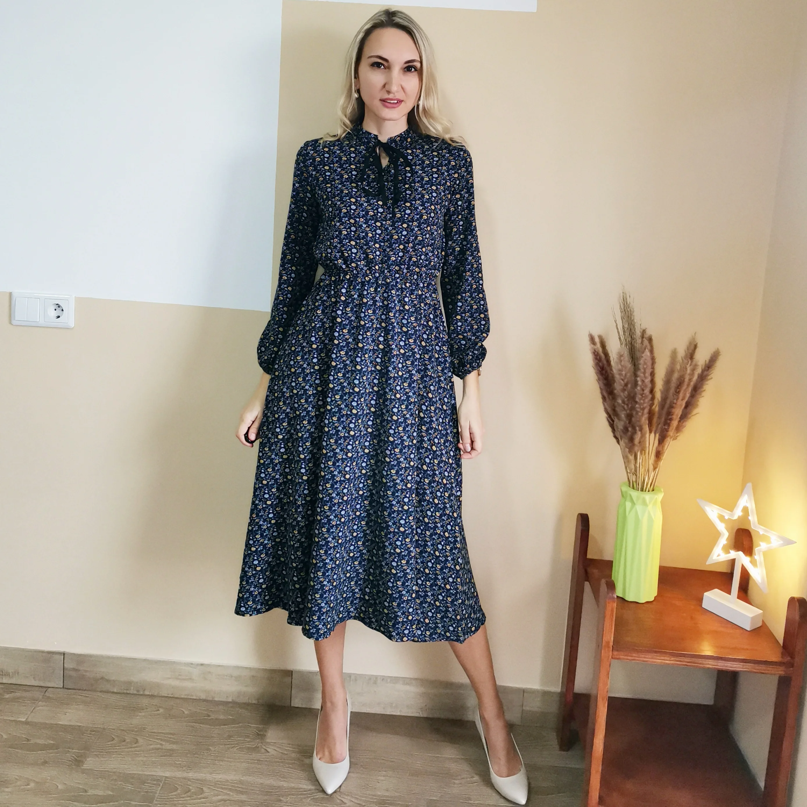 

Women Floral Printed Midi Dress Elastic Waist A-Line Lantern Sleeve Lace Up Long Dress Vintage Casual Daily Fashion Print Dress