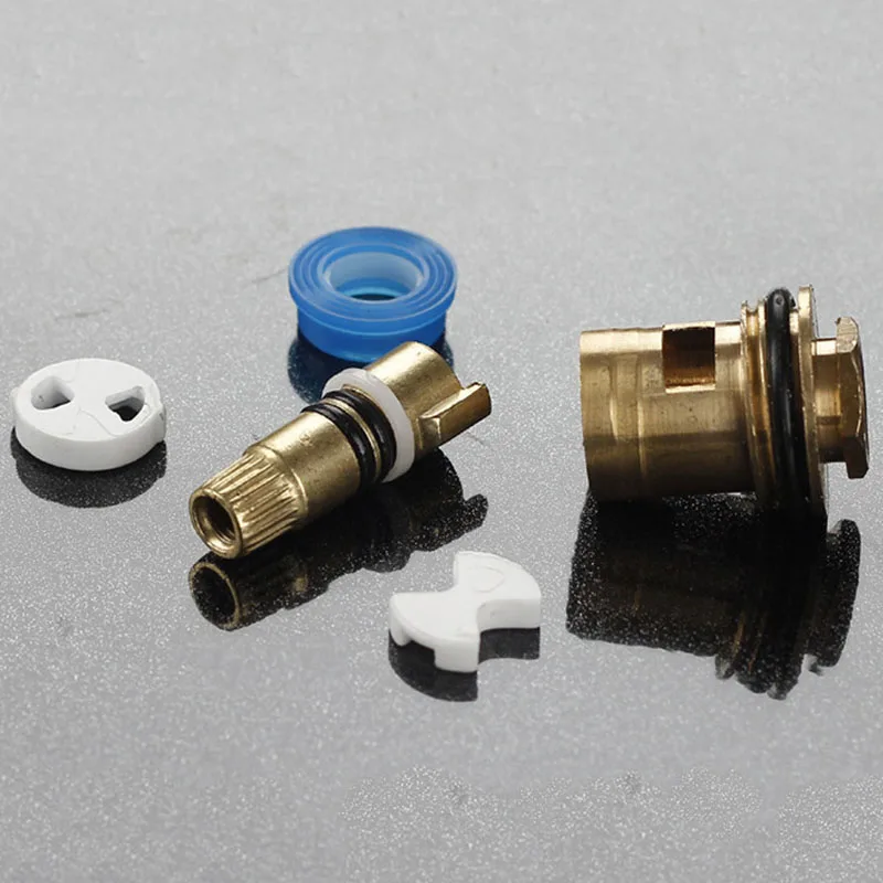 

Single Faucet Valve Quick Opening Copper Iron Liquid Pipe Water Tap Hot Cold Water Tap Mixing Valve Cartridge Sink Connection