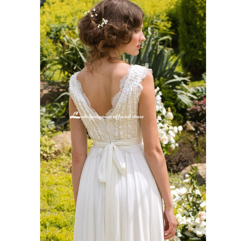 

Sexy Bohemian A-line Wedding Dresses 2020 Chiffon and Lace Beach Garden Bridal Gowns with V Neck V Back Floor Length Dress
