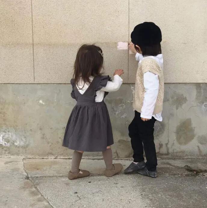 Осеннее хлопковое платье принцессы без рукавов с v-образным вырезом и сердечком