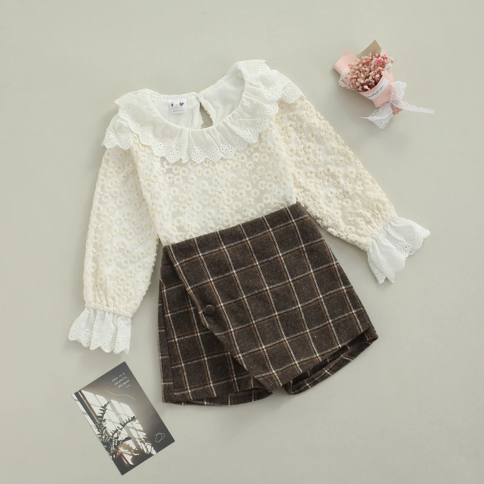 

2 шт., повседневный кружевной пуловер с длинным рукавом и цветочным принтом