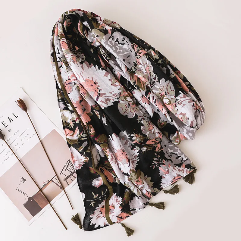 

2021 Fashion Women Viscose Scarf Floral Tassel Beach Hijab Shawls and Wraps Female Foulard Echarpe Muslim Four Seasons Scarves