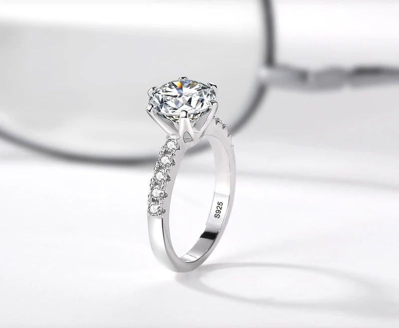 У нас есть сертификат хорошее ювелирное изделие 2.0ct 8 мм циркония кольцо с
