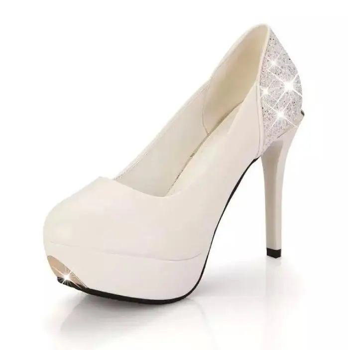 Новейшая женская обувь с мягкой водонепроницаемой подошвой на очень высоком