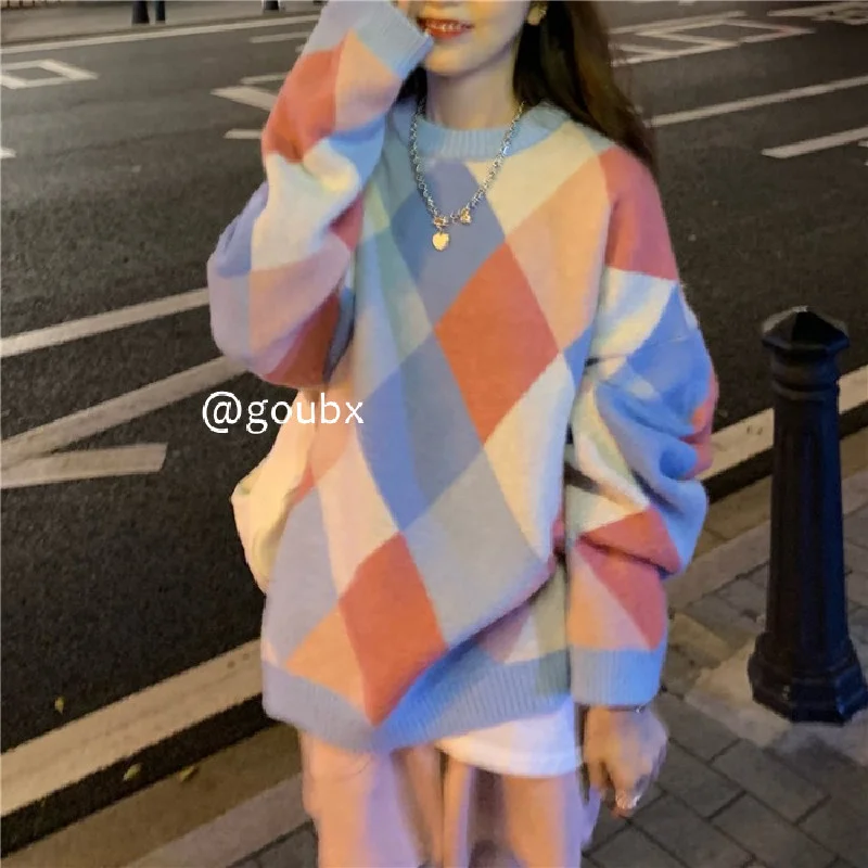 

2021 Autumn New Rhombus Pullover Neck Sweater Female Korean Younger Fashion Loose Western Style Lazy Style TopNuyoah