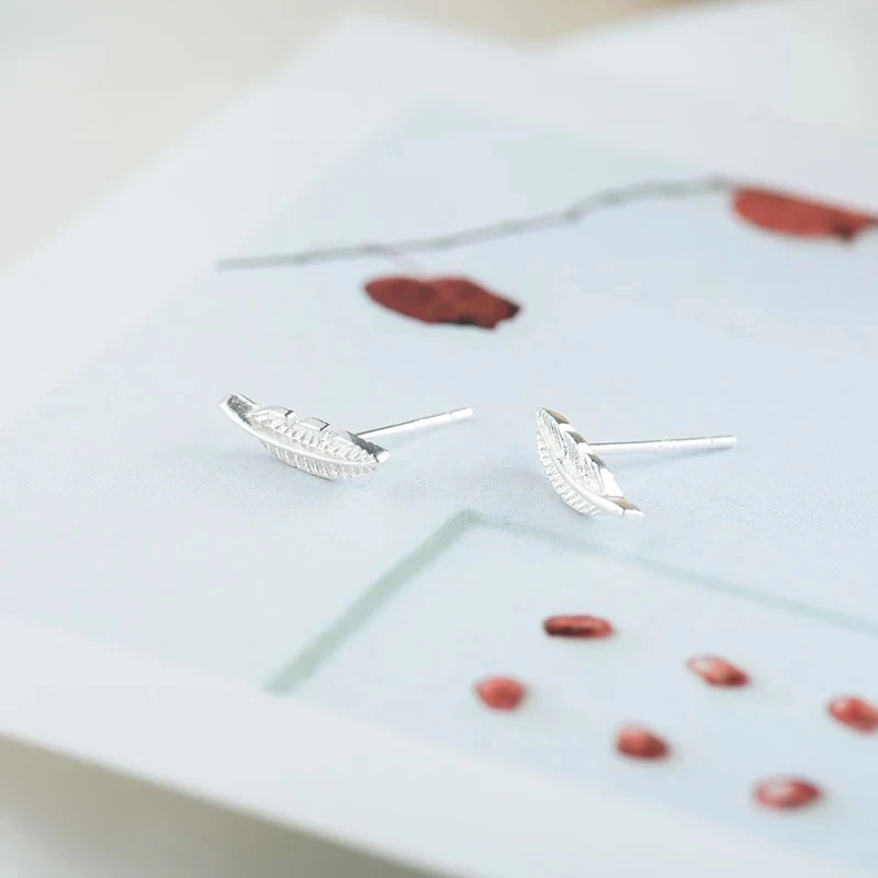

925 Sterling Silver Korean Fashion Small Snowflake Earrings Tree Leaf Pearl Earring Female Graceful Romantic Exquisite Gift