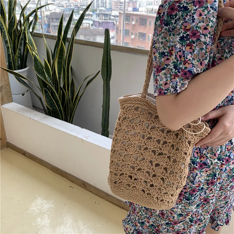 

New Handmade Hemp Rope Woven Women's Shoulder Bags Summer Beach Straw Bag Fashion Bucket Female Handbag Designer Shopper Purse