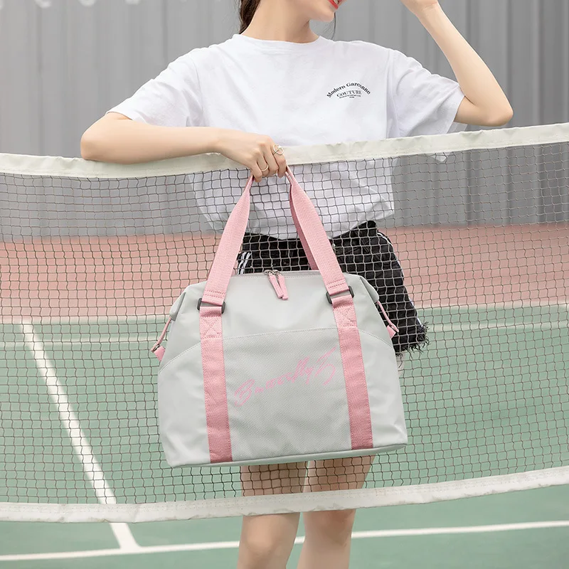 구매 건조하고 젖은 분리 여행 가방 여성 단거리 휴대용 스포츠 체육관 가방 숙녀 패션 라이트 휴대용 나들이 더플 백