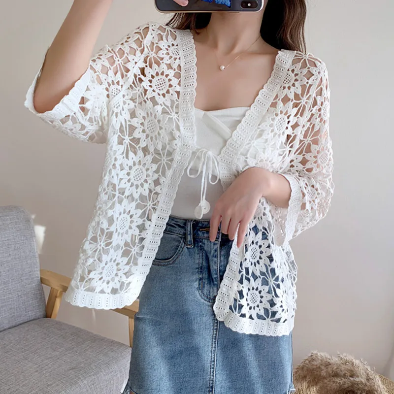 Женская винтажная кружевная блузка ажурная в Корейском стиле пикантный ажурный
