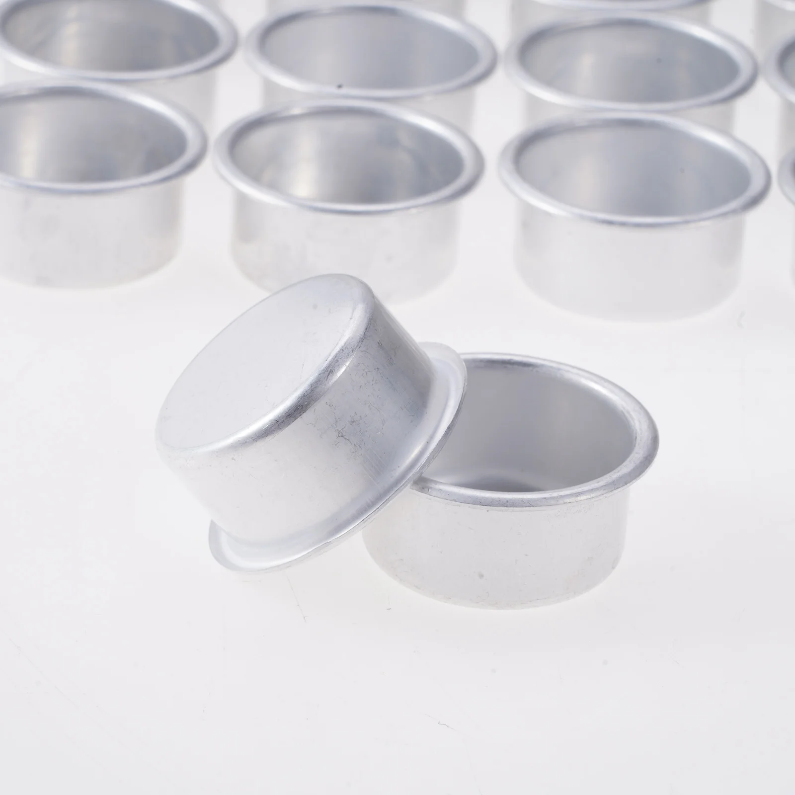 20 штук небольшой Tealight кастрюли защитный корпус для лампы Алюминий подсвечник