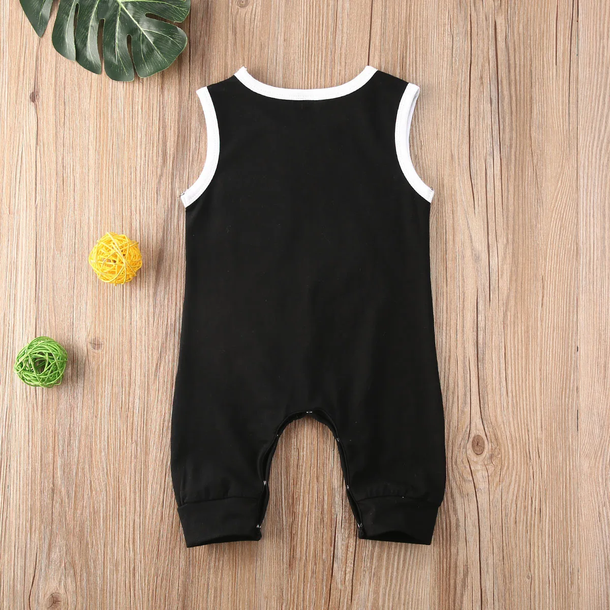 Летний комбинезон без рукавов для новорожденных мальчиков с карманами цельный