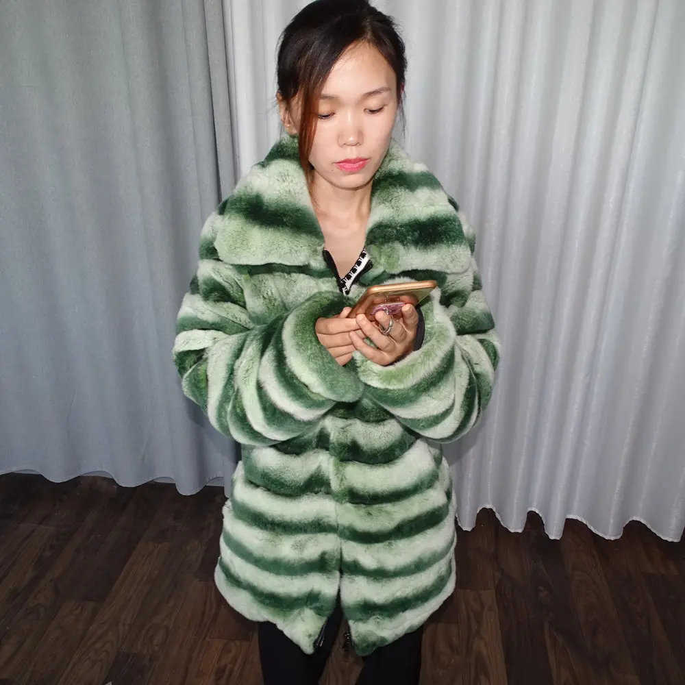 Зеленая шуба из натурального меха кролика рекс | Женская одежда