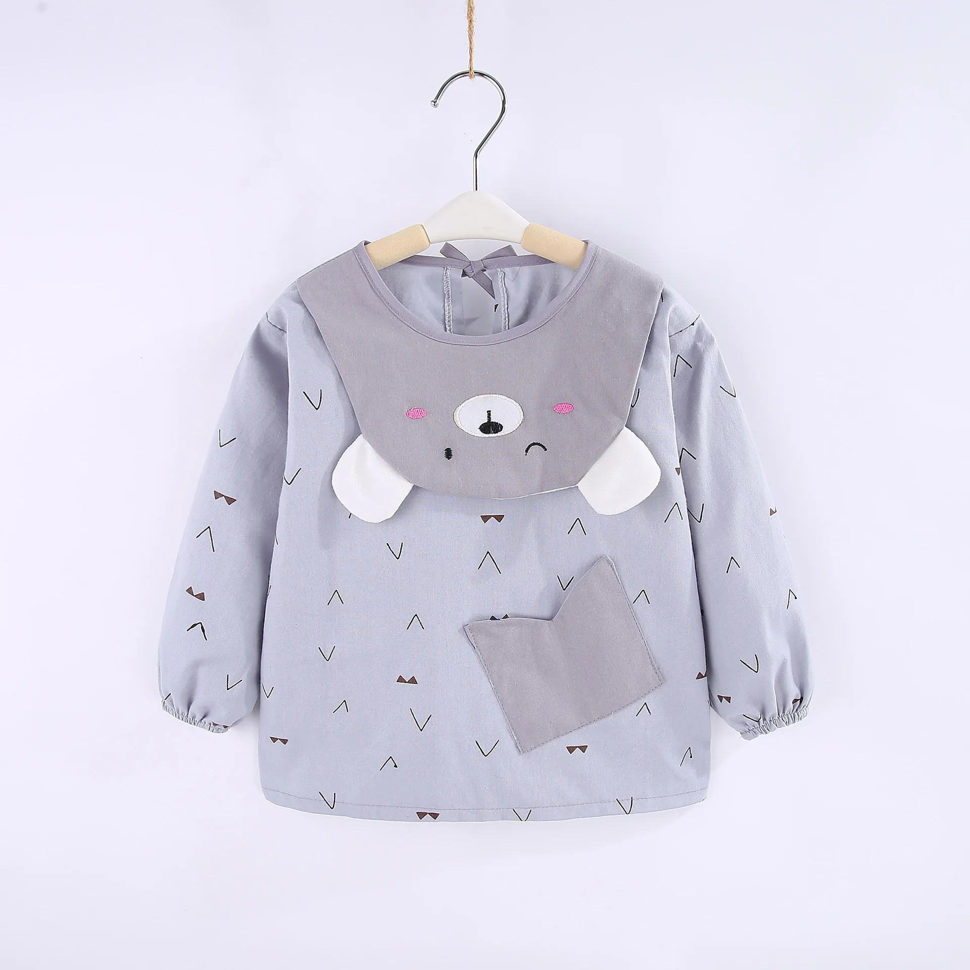 light gray bear Мультяшные детские нагрудники, фартук, водонепроницаемая ткань для кормления с длинными рукавами, милый медведь, самолет, Bavoir, Детские аксессуары, вещи - Цвет: light gray bear