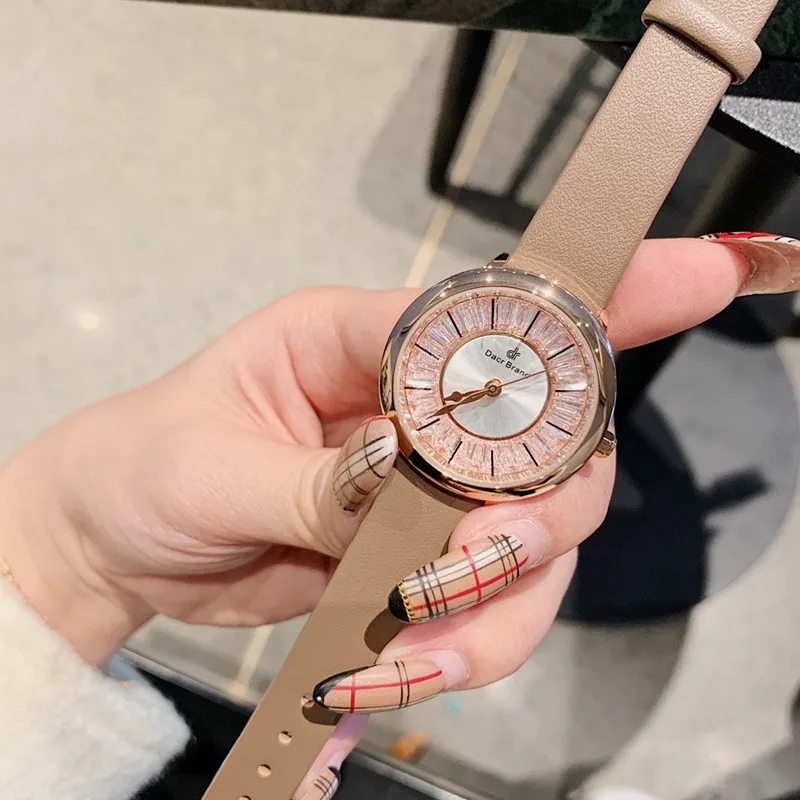 Часы наручные женские кварцевые с кристаллами пикантные водонепроницаемые