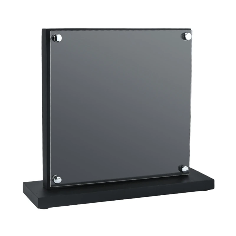 

Kitchen,Dining & Bar