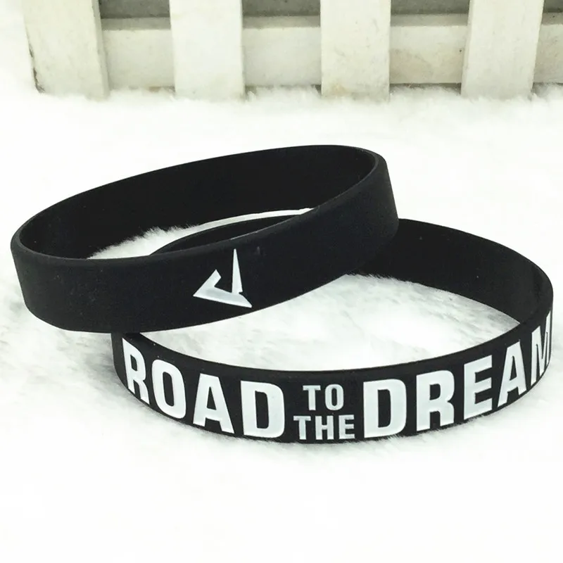

2021 New "Road To The Dream""Never Give Up"Motivational Bracelets Silicone Rubber Band Elastic Inspirational Gifts Jewelry