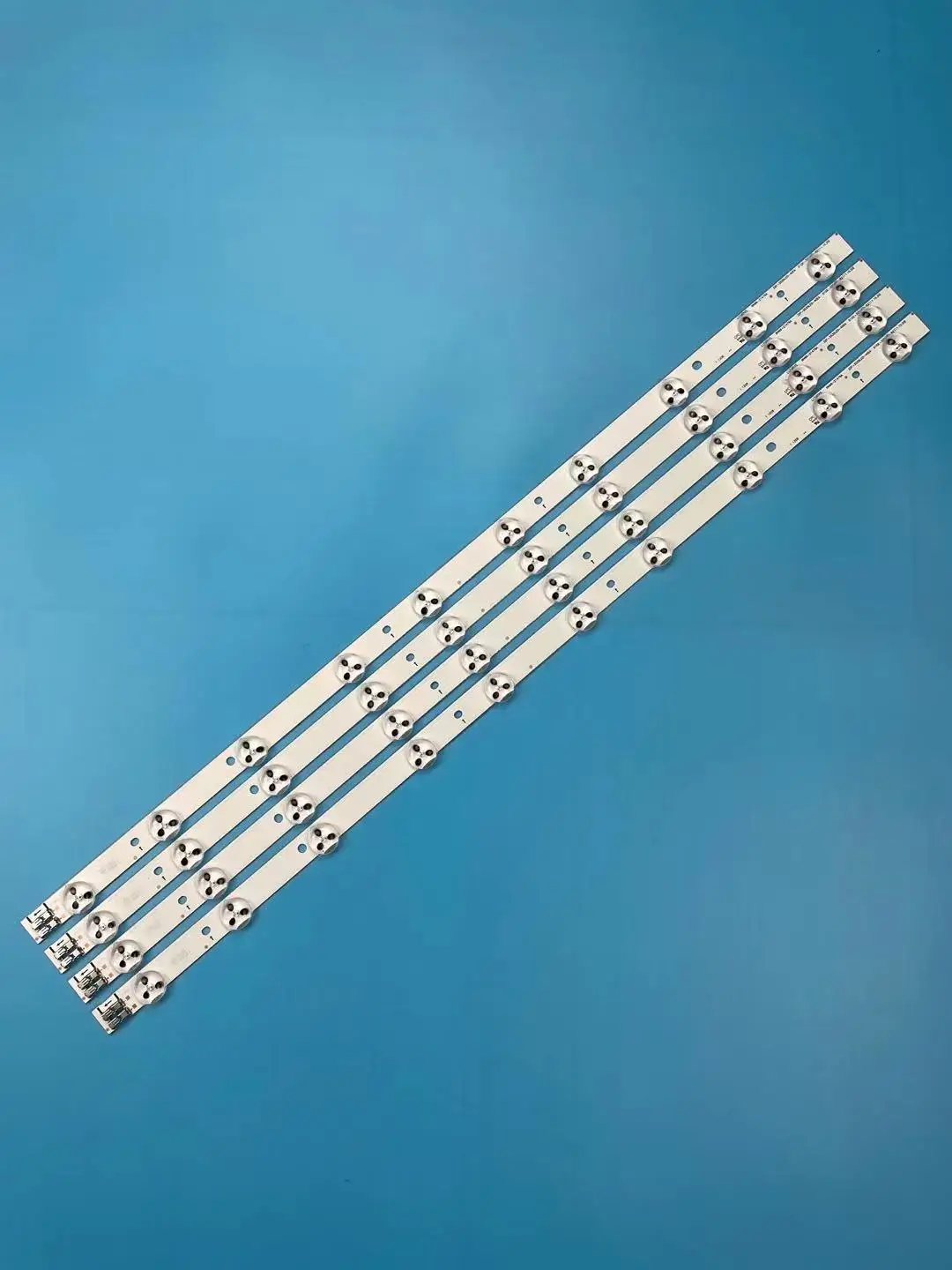 (Новый комплект) 4 шт. 10 светодиодный ленты 580 мм для подсветки UE32EH5000KX 32F-3535