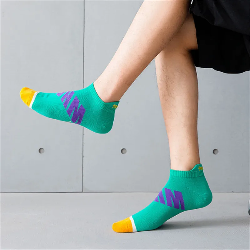 

5 Pairs/Lot Street Style Men Cotton Ankle Socks Spring Summer And Autumn Colorful Letter Socks Men's Hip Hop Short Socks