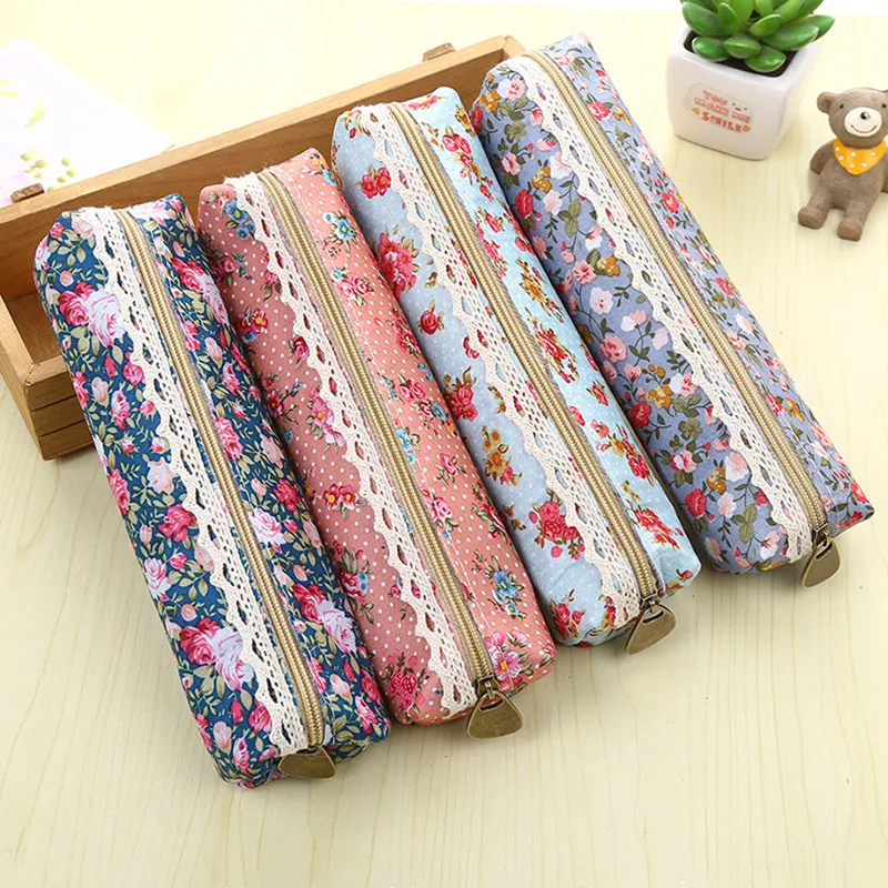 Пенал холщовый на молнии с цветочным принтом и кружевной бахромой в стиле ретро 1