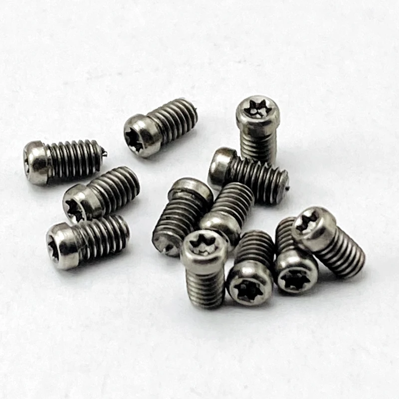 

4pieces M2.5 Titanium alloy folding knife screw locking accessories DIY handle screw round head plum screw back clip titanium