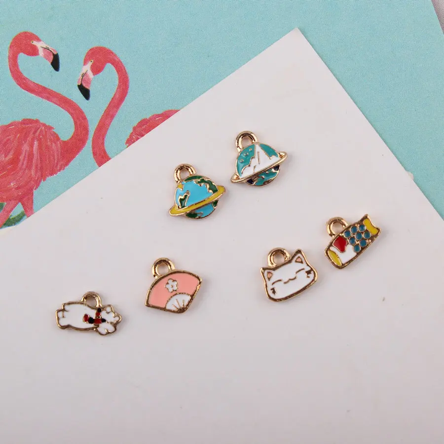 Японский котенок вентилятор спутник эмаль ювелирные изделия аксессуары KC
