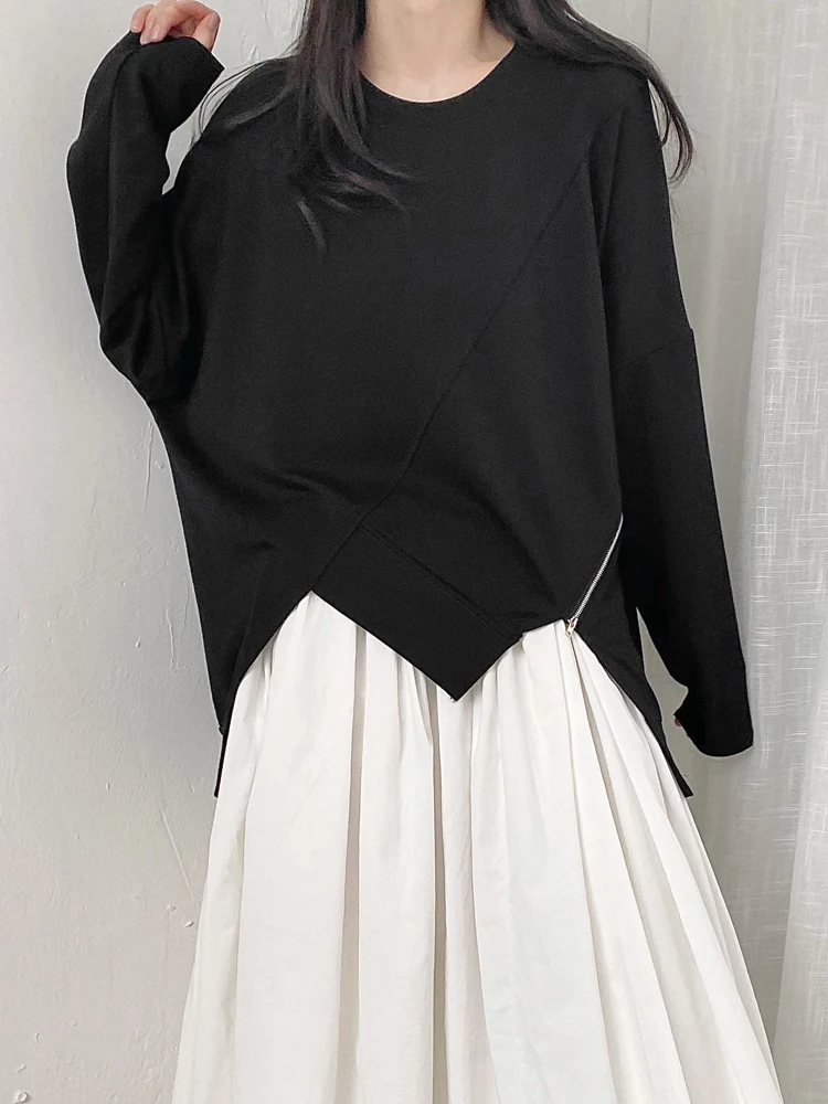 

Women's Long Sleeve T-Shirt Spring New Irregular Hem Black Slim Fit White Simple Round Neck T-Shirt Zipper Decoration Fashion