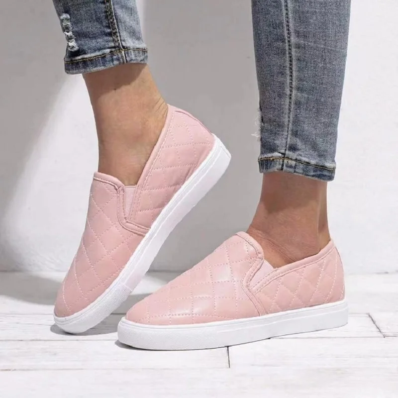 

Women Sneakers Flat Shoes PU Leather Sneakers Solid Plus Size Thick Bottom Comfortable Shoes Leisure Vulcanized Shoes Footwear