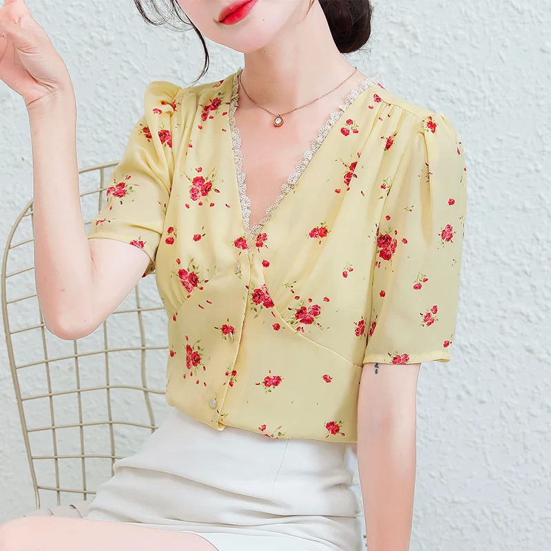 

Summer Korean Fashion Silk Woman Shirts Satin Office Lady Short Sleeve Buttoned Shirt Plus Size XXL Ladies Tops Blouse