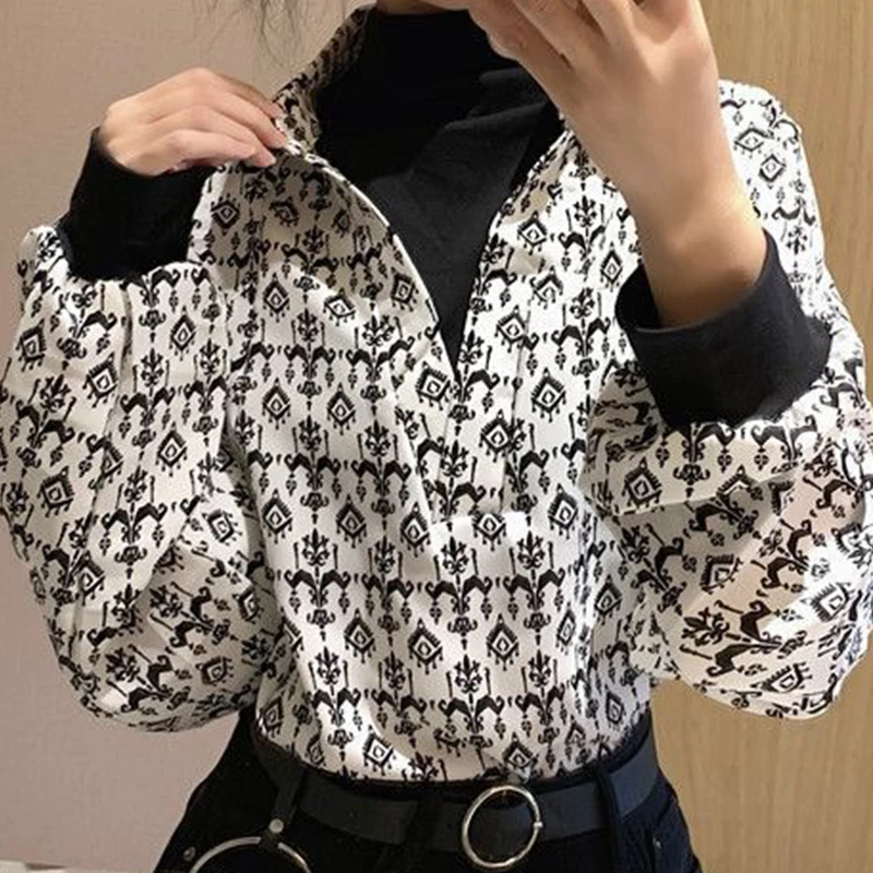 

Turtleneck Shirt Women Long Sleeve Work Shirts Female Clothing Blouse Pullover Tops Office Lady Vintage Fashion Winter Spring