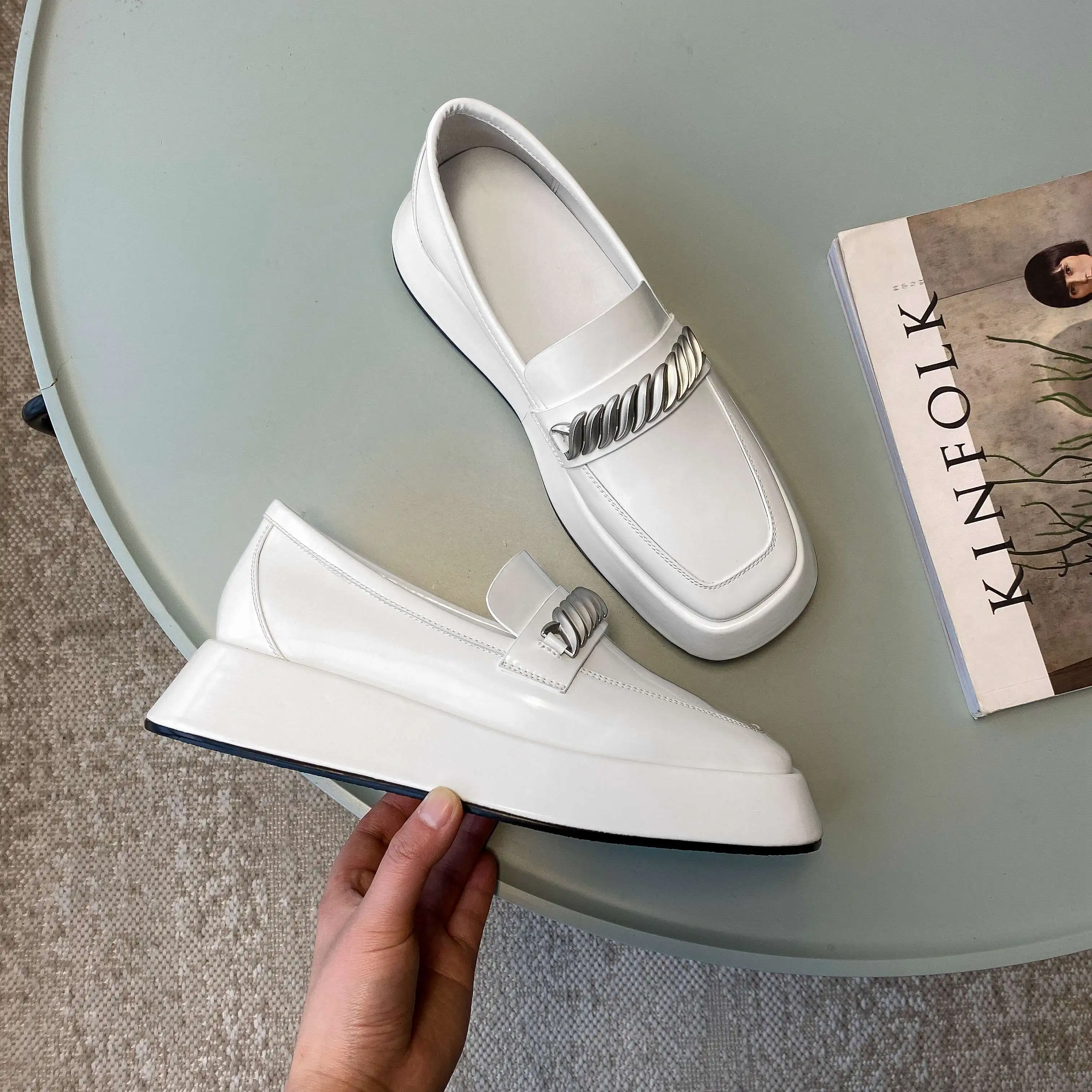 

Krazing pot 2021 new arrival split leather square toe thick bottom chain decoration young lady casual vulcanized shoes women L09