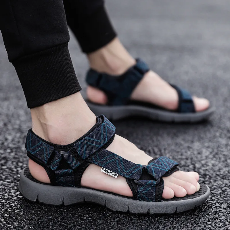 

Men Sandals Vietnam Summer Breathable Walking Men Shoes Lightweight Gladiator Sandals For Men Water Footwear Big Size