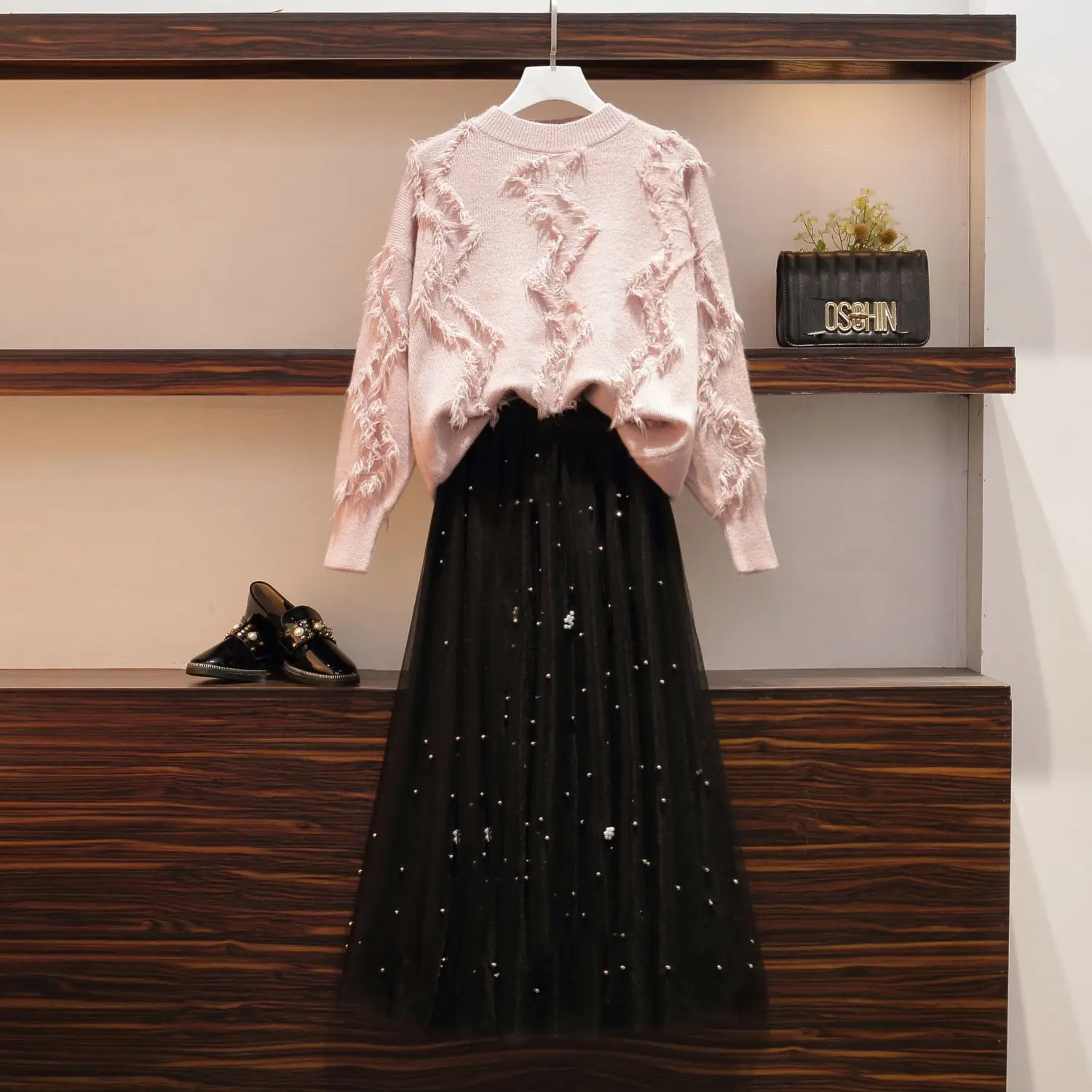 

Women 2020 Autumn and Winter New 2 Piece Suit Female Loose Pullover Knitted Sweater Tops Ladies Solid Color Mesh Skirts Set Q174