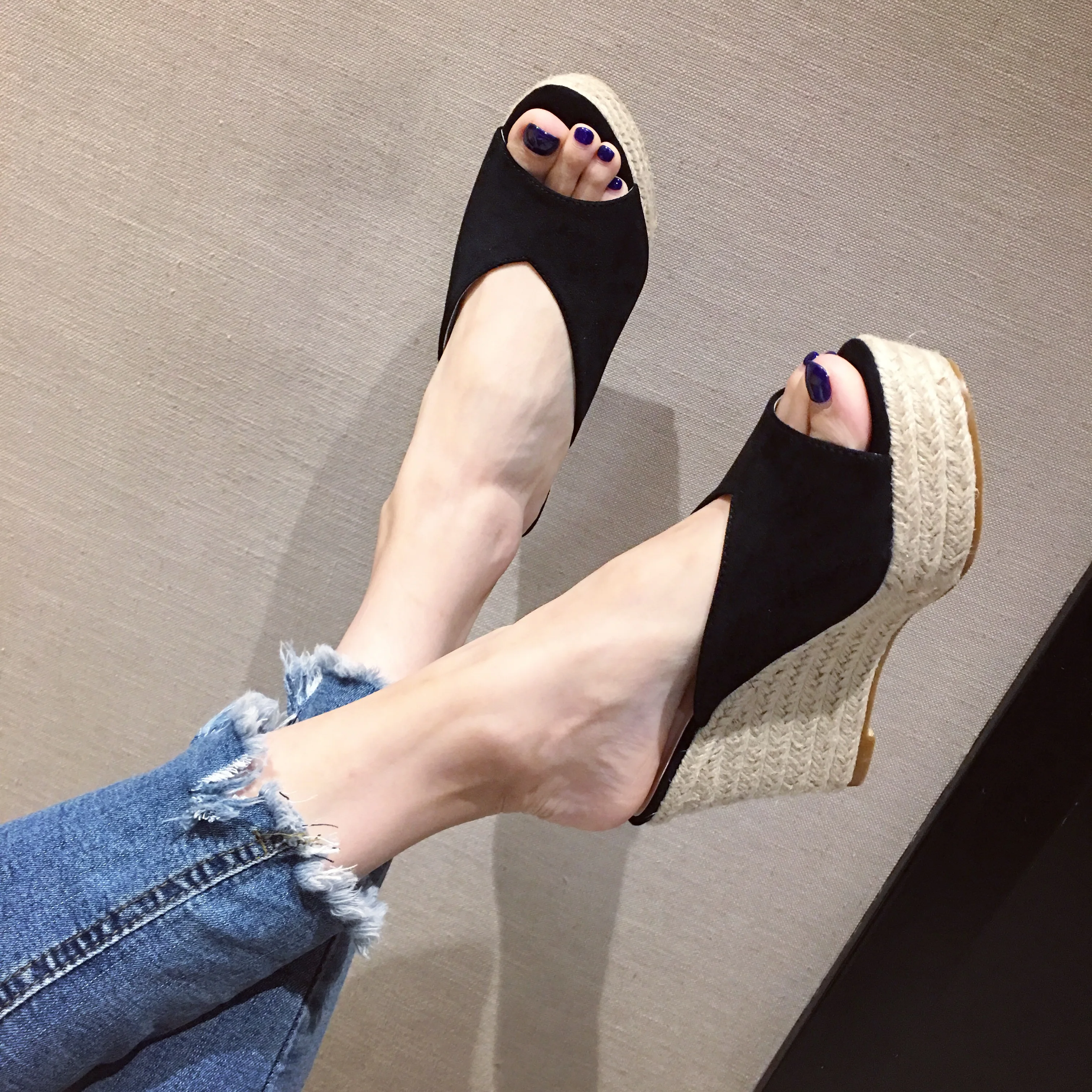 

Fashion high-heeled leather sandals and slippers for women's summer wear